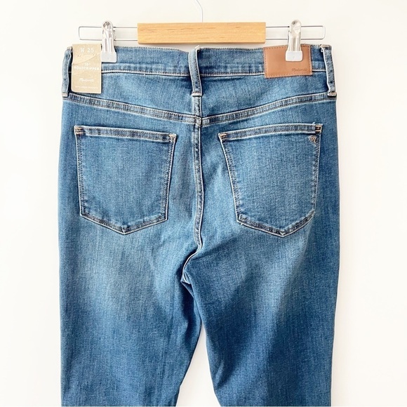 NWT Madewell 10" High-Rise Roadtripper Supersoft Jeans in Playford Wash - Picture 6 of 14